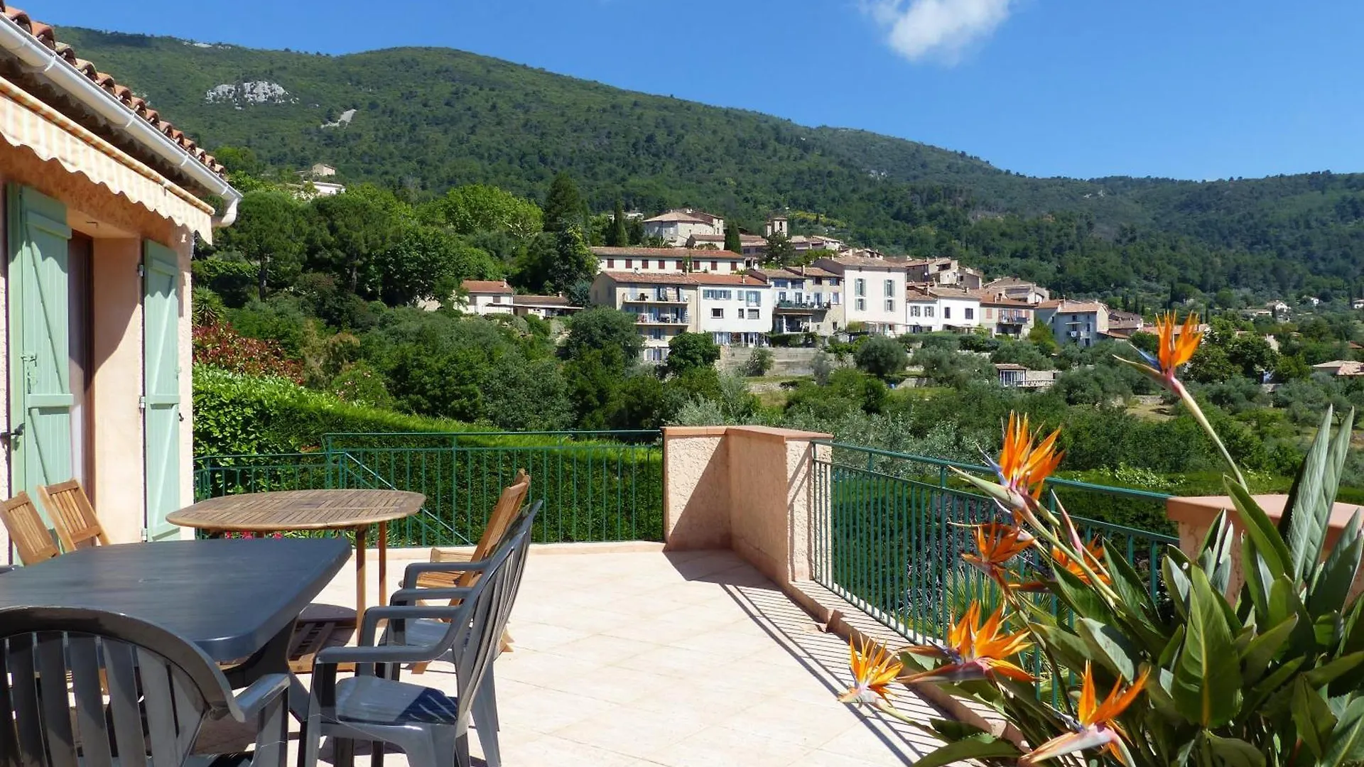 Villa Provencale Avec Piscine, Vue Exceptionnelle سيلانس